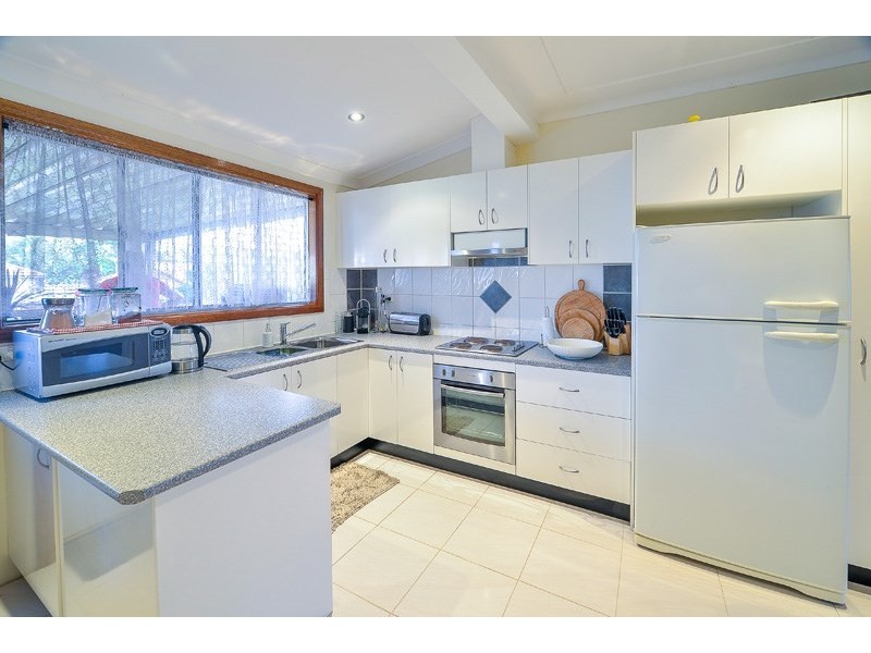 31 Hoddle Avenue, Campbelltown NSW 2560