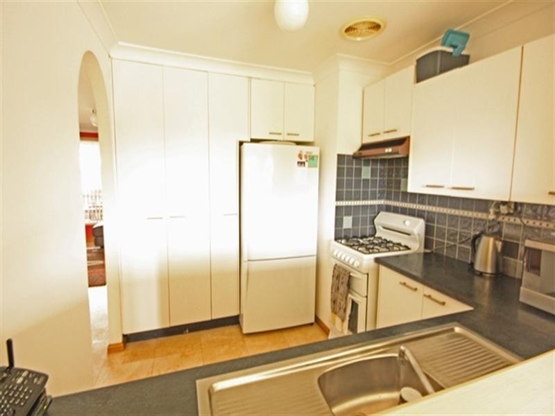 10 Casby Place, Ambarvale NSW 2560