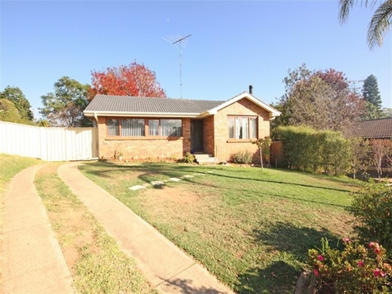 9 Karri Place, Bradbury NSW 2560