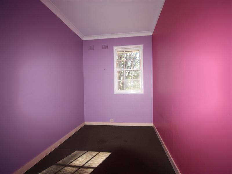 12 St David’s Road, Varroville NSW 2566