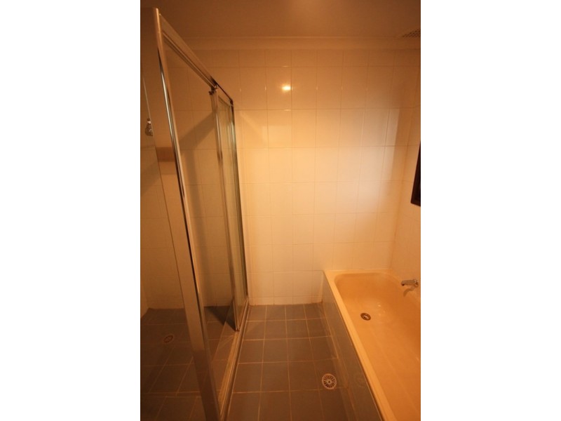 30 Thompson Close, Minto NSW 2566