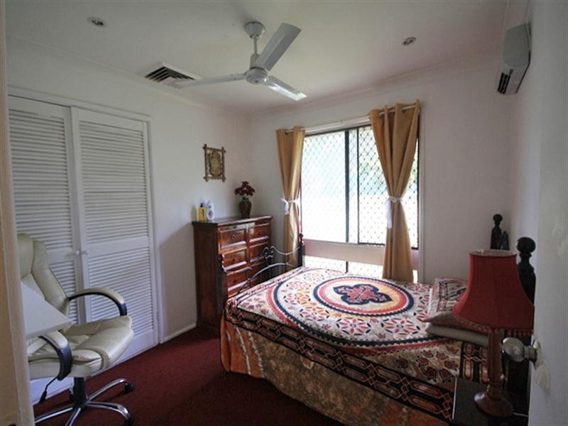 25 Atchison Road, Macquarie Fields NSW 2564