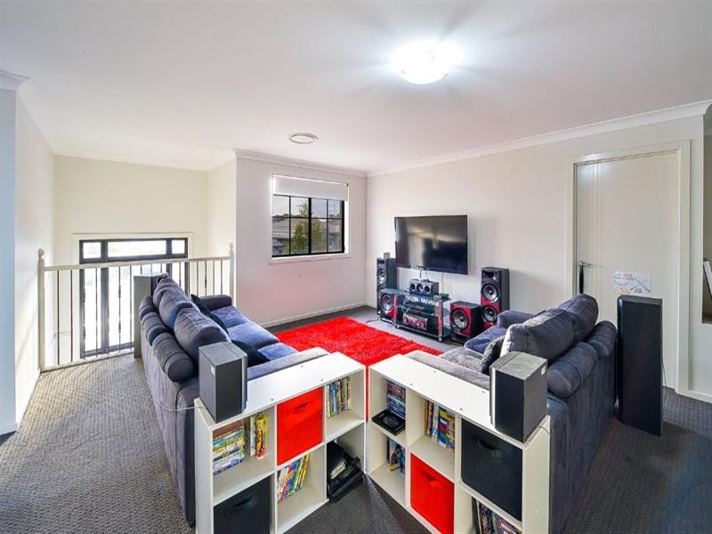 1 Cape Street, Spring Farm NSW 2570