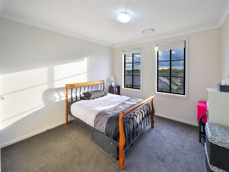 1 Cape Street, Spring Farm NSW 2570