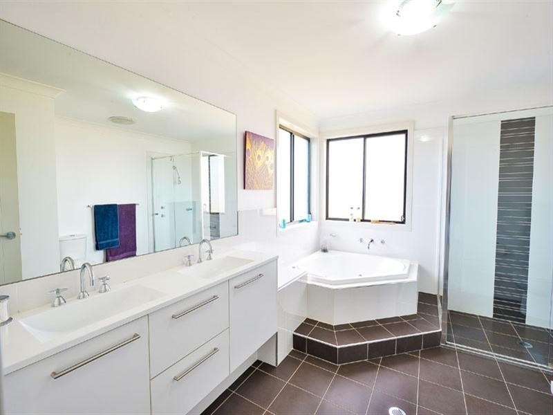 1 Cape Street, Spring Farm NSW 2570