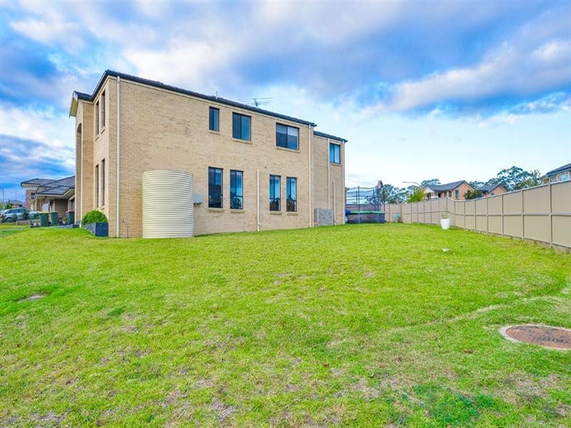 1 Cape Street, Spring Farm NSW 2570