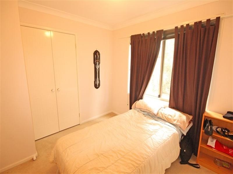 11 Mclaughlin Circuit, Bradbury NSW 2560