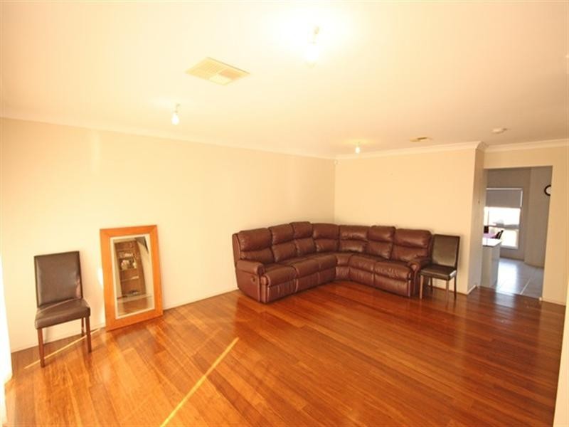 Elderslie NSW 2570