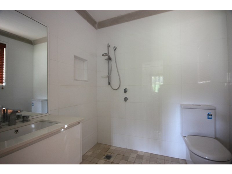 8 Pains Place, Currans Hill NSW 2567