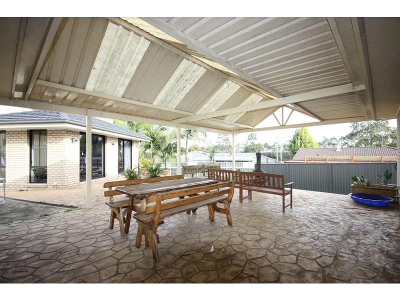 8 Pains Place, Currans Hill NSW 2567