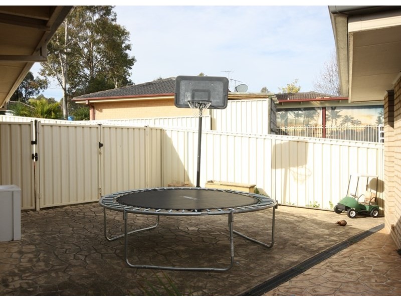 8 Pains Place, Currans Hill NSW 2567