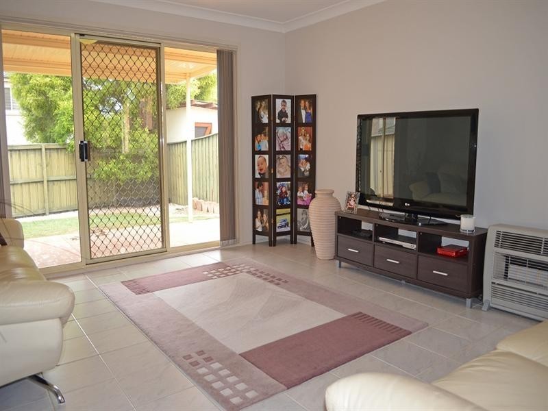 14 Spoonbill Way, Mount Annan NSW 2567