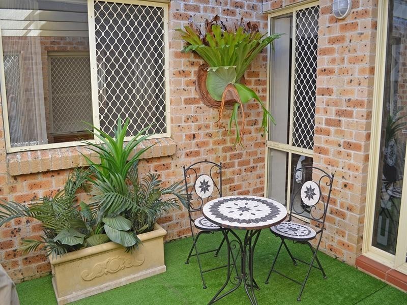 14 Spoonbill Way, Mount Annan NSW 2567