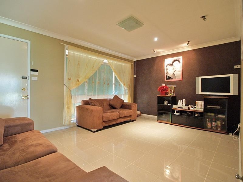 15 McEwan Circuit, Mount Annan NSW 2567