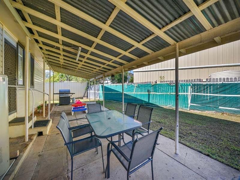 6 Seddon Place, Campbelltown NSW 2560