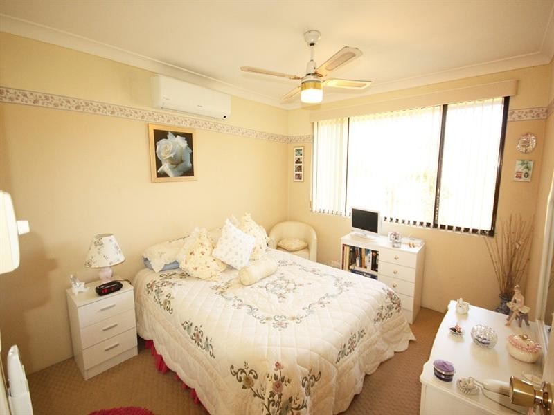 1/5 Amaranthus Place, Macquarie Fields NSW 2564