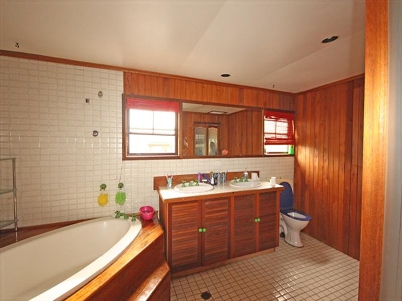 1 Urana Place, Leumeah NSW 2560