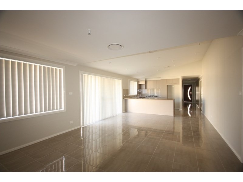 10 Argent Street, Spring Farm NSW 2570