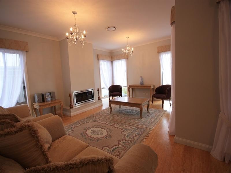 312 South Circuit, Oran Park NSW 2570