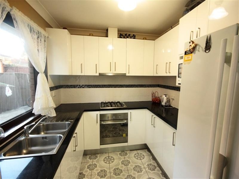 17/224 Harrow Road, Glenfield NSW 2167
