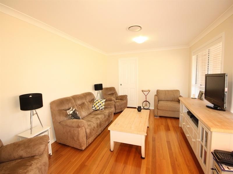 57 Fern Avenue, Bradbury NSW 2560