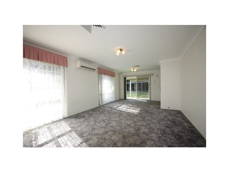 3 Hickey Place, Mount Annan NSW 2567