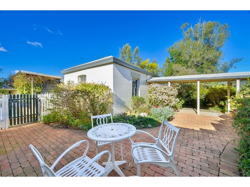 Denfield House Appin Road, St Helens Park NSW 2560