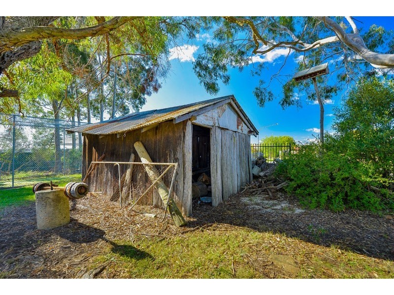 Denfield House Appin Road, St Helens Park NSW 2560