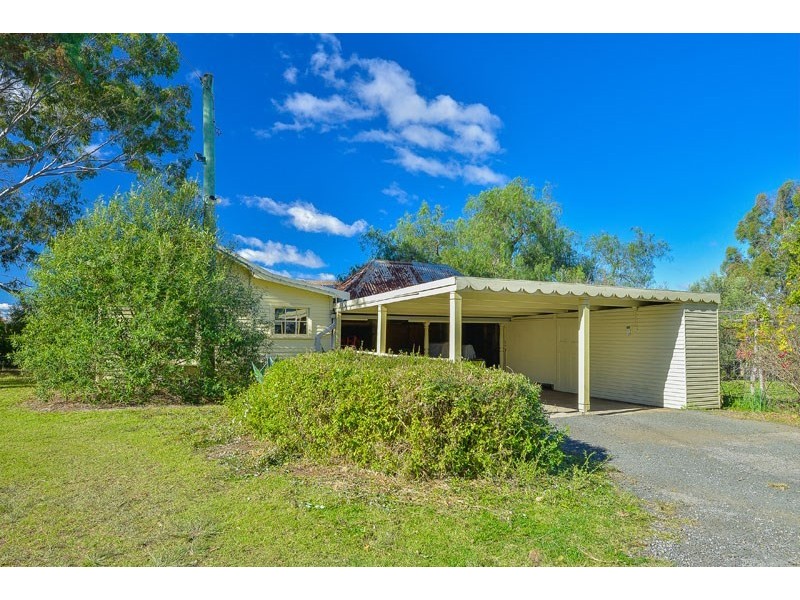 Denfield House Appin Road, St Helens Park NSW 2560