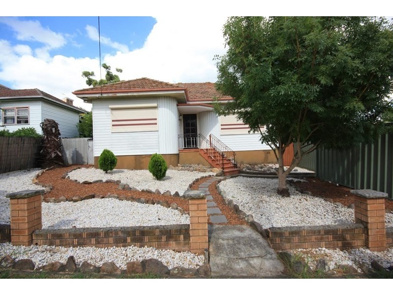 51 Warby Street, Campbelltown NSW 2560