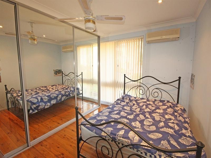 Macquarie Fields NSW 2564