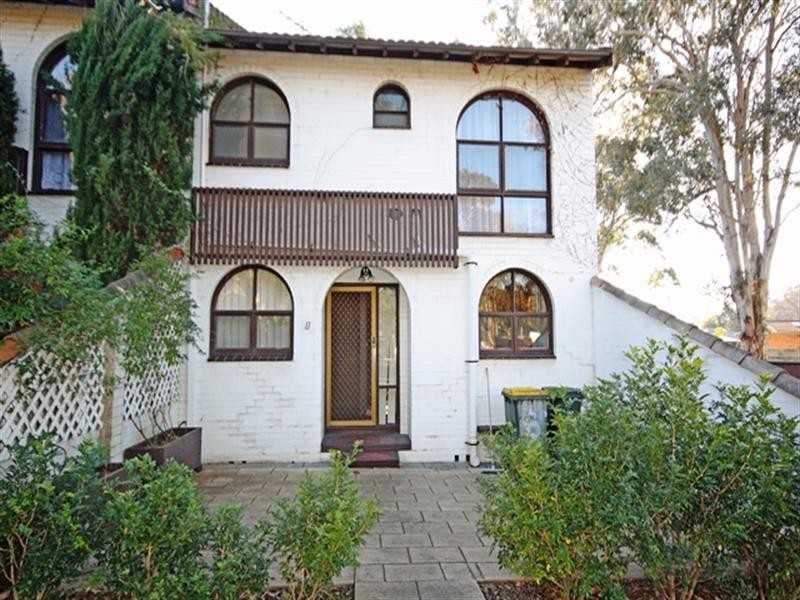 8/6 Clifford Crescent, Ingleburn NSW 2565