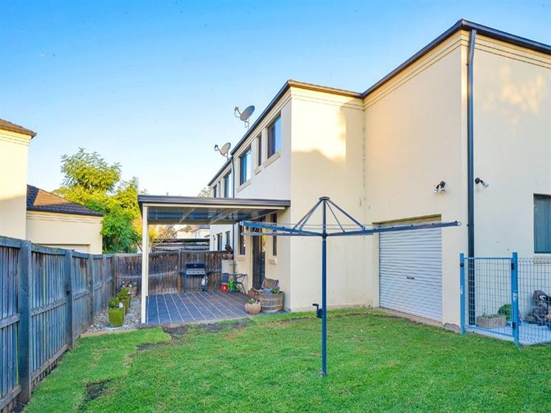 1/124 Saywell Road, Macquarie Fields NSW 2564