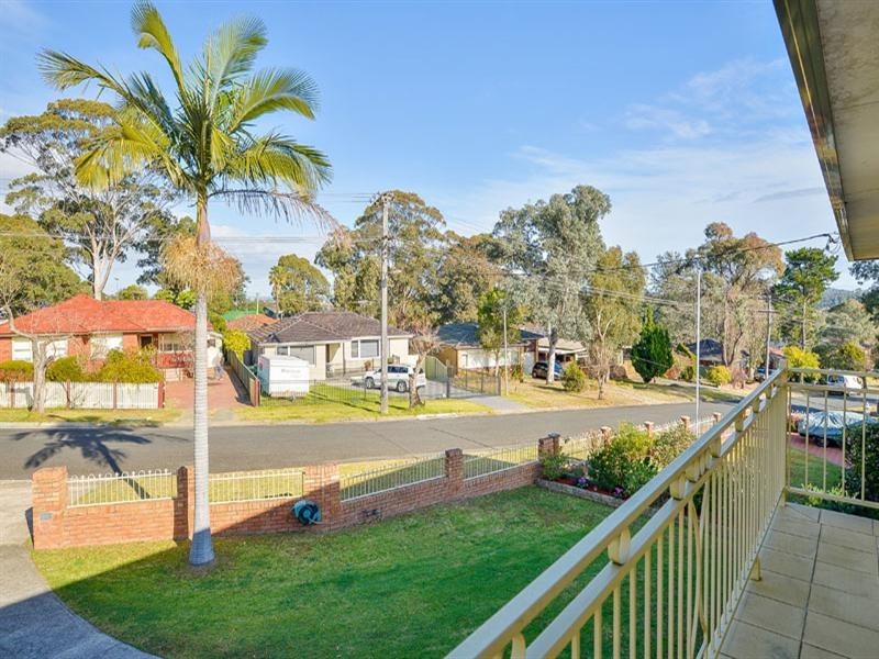 42 Angle Road, Leumeah NSW 2560