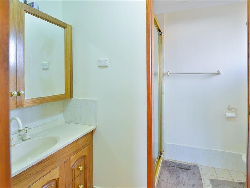 42 Angle Road, Leumeah NSW 2560
