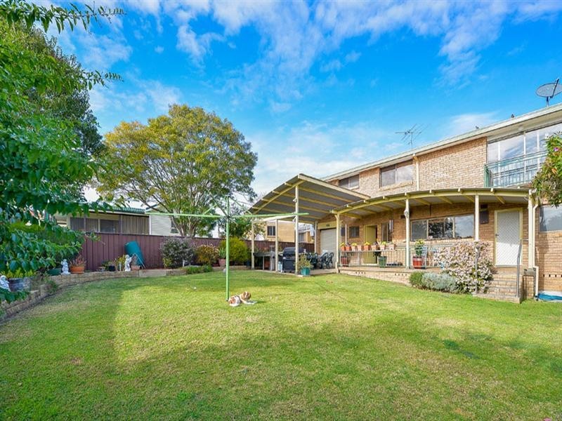42 Angle Road, Leumeah NSW 2560