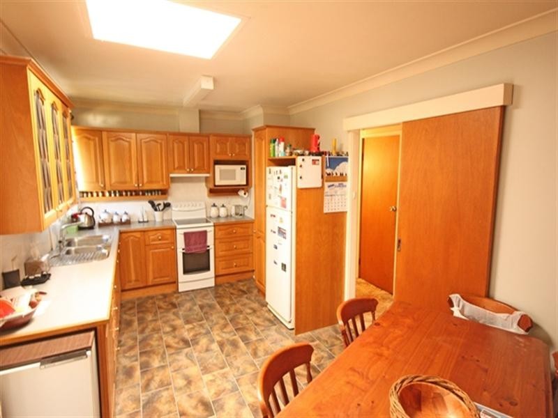 Campbelltown NSW 2560
