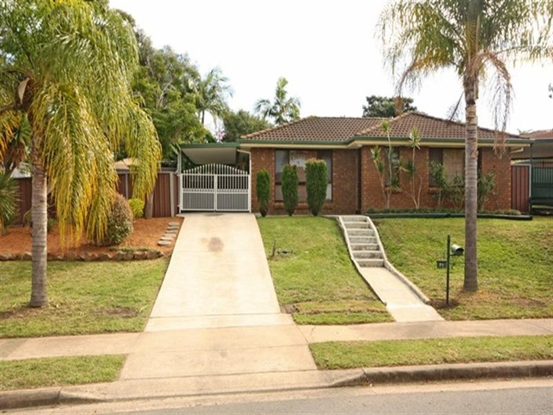 71 Eschol Park Drive, Eschol Park NSW 2558