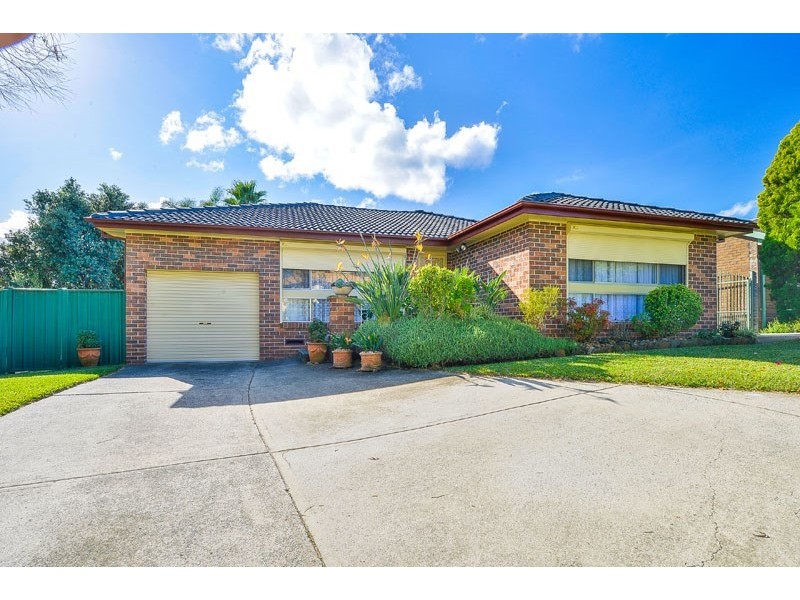 2 Harrow Road, Glenfield NSW 2167