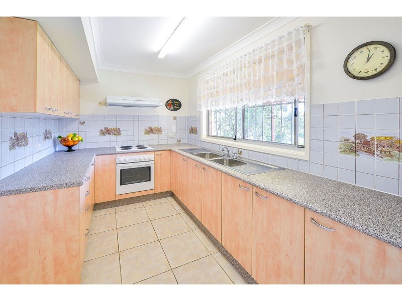 2 Harrow Road, Glenfield NSW 2167