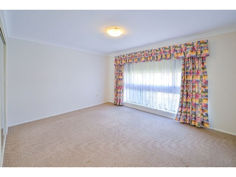 2 Harrow Road, Glenfield NSW 2167
