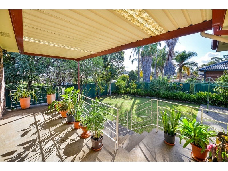 2 Harrow Road, Glenfield NSW 2167