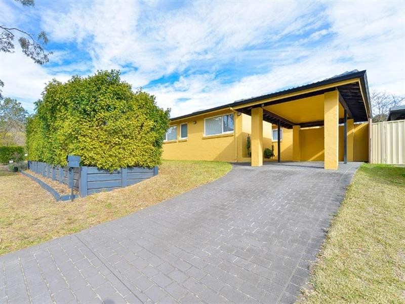 52 Lawn Avenue, Bradbury NSW 2560