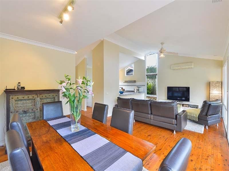 52 Lawn Avenue, Bradbury NSW 2560