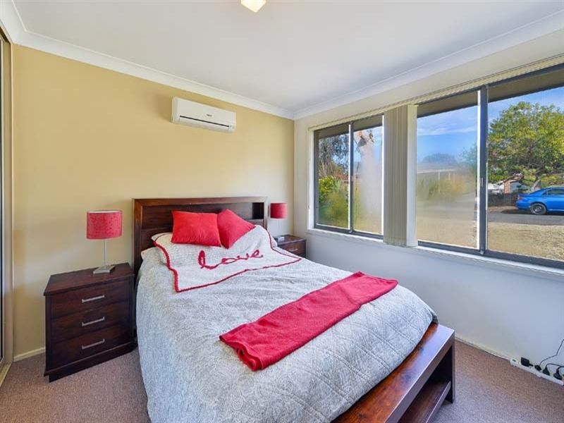 14 Megalong Crescent, Campbelltown NSW 2560