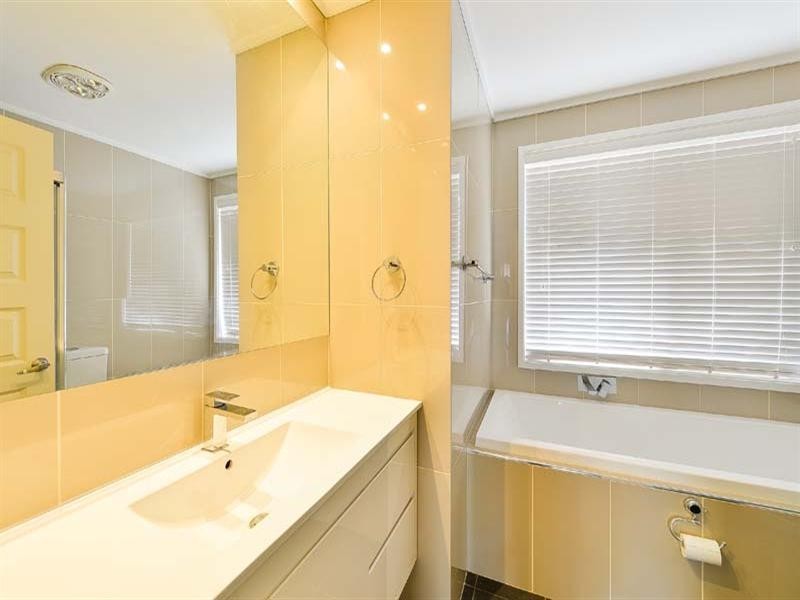 14 Megalong Crescent, Campbelltown NSW 2560