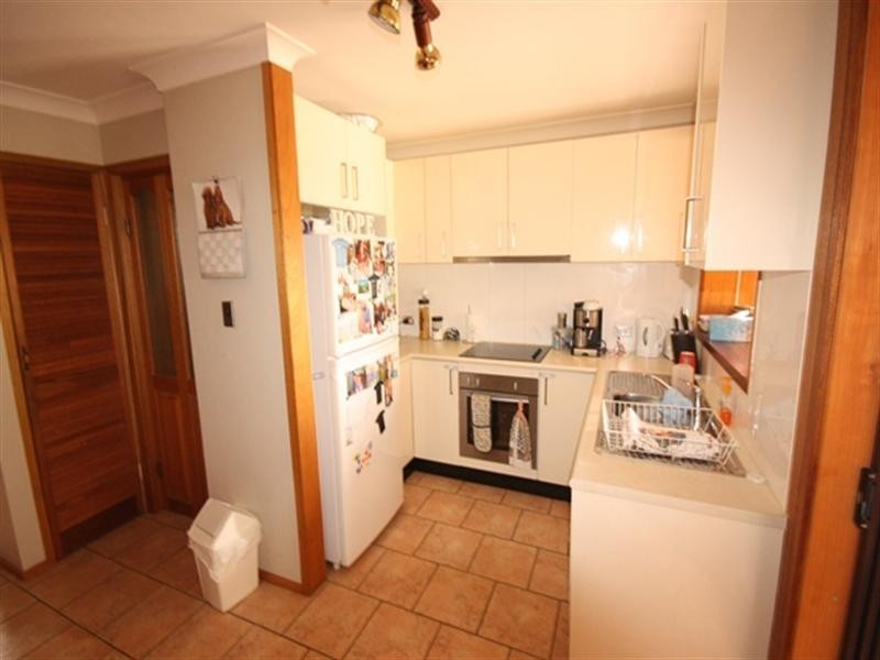 4/5 Amaranthus Place, Macquarie Fields NSW 2564