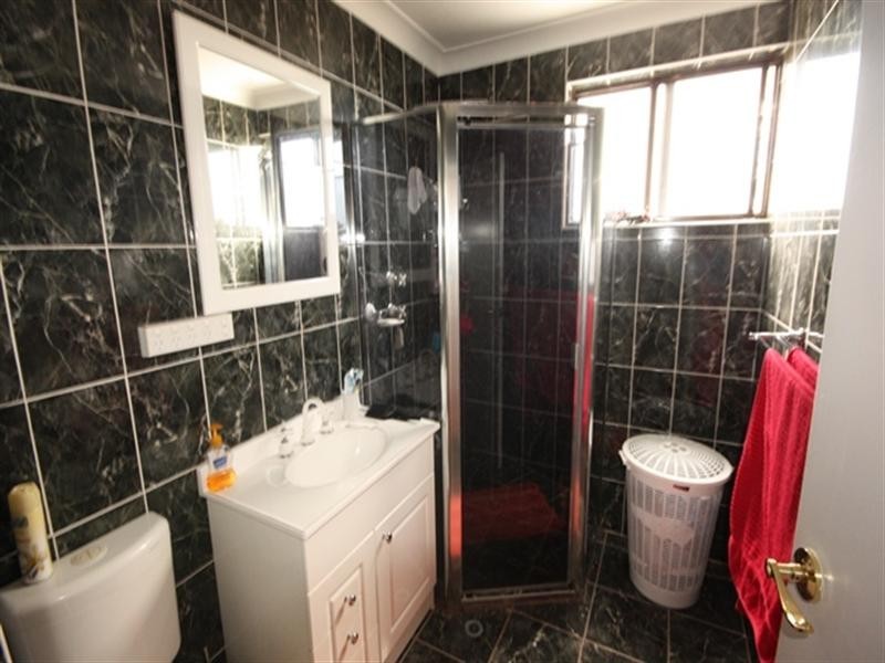 4/5 Amaranthus Place, Macquarie Fields NSW 2564