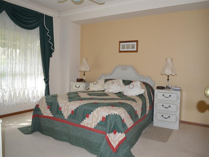 9 Banksia Road, Mount Annan NSW 2567