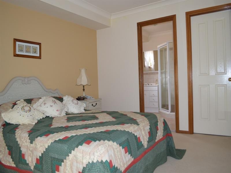 9 Banksia Road, Mount Annan NSW 2567